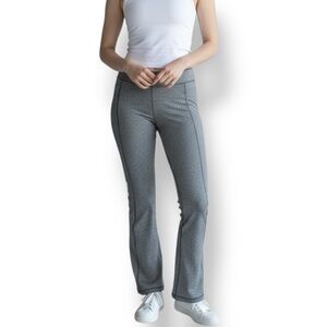 4/$20 Old Navy Active Semi-Fitted Leggings